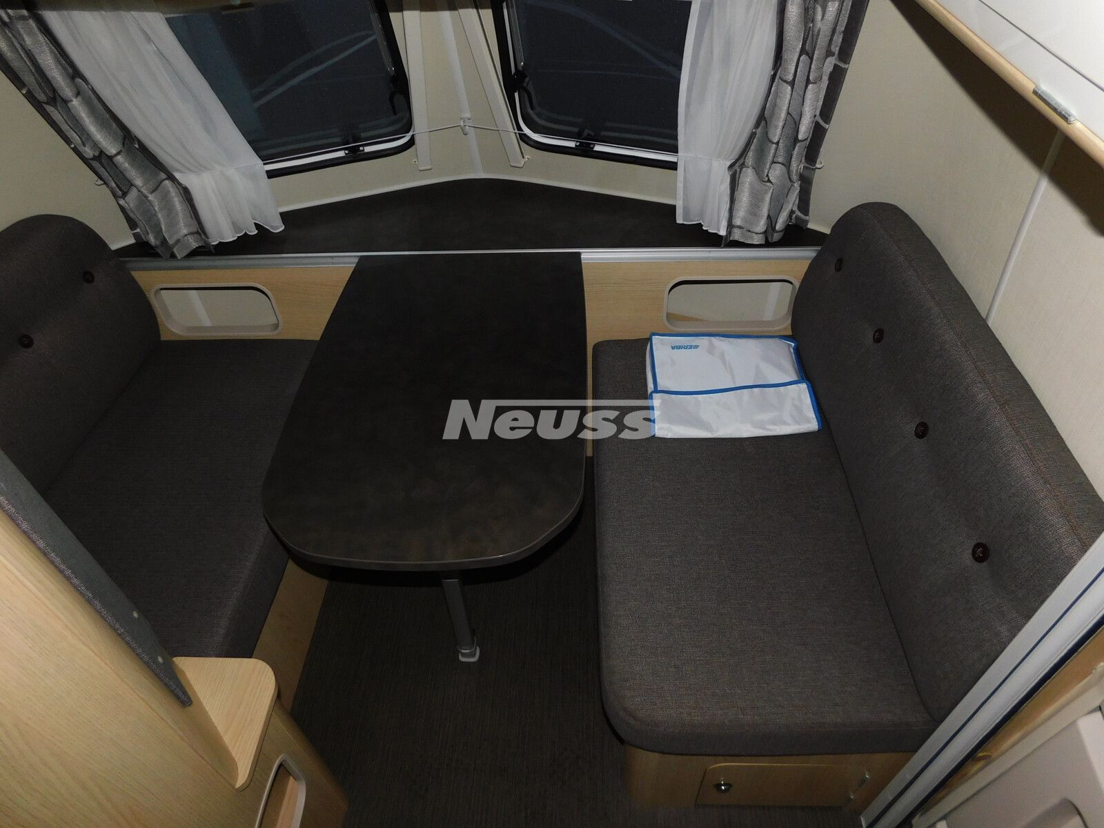 Fahrzeugabbildung HYMER / ERIBA / HYMERCAR Eriba Touring Troll 530 60-Jahre-Paket, Autark