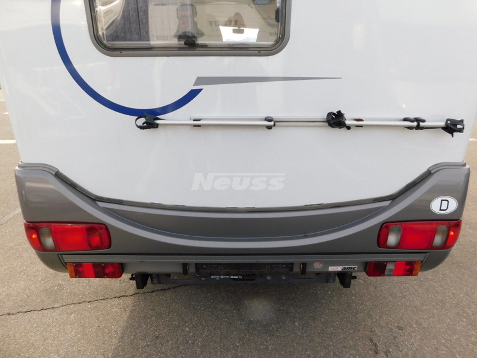 Fahrzeugabbildung HYMER / ERIBA / HYMERCAR B-Klasse MC I 564 Hubbett defekt - für Händler /