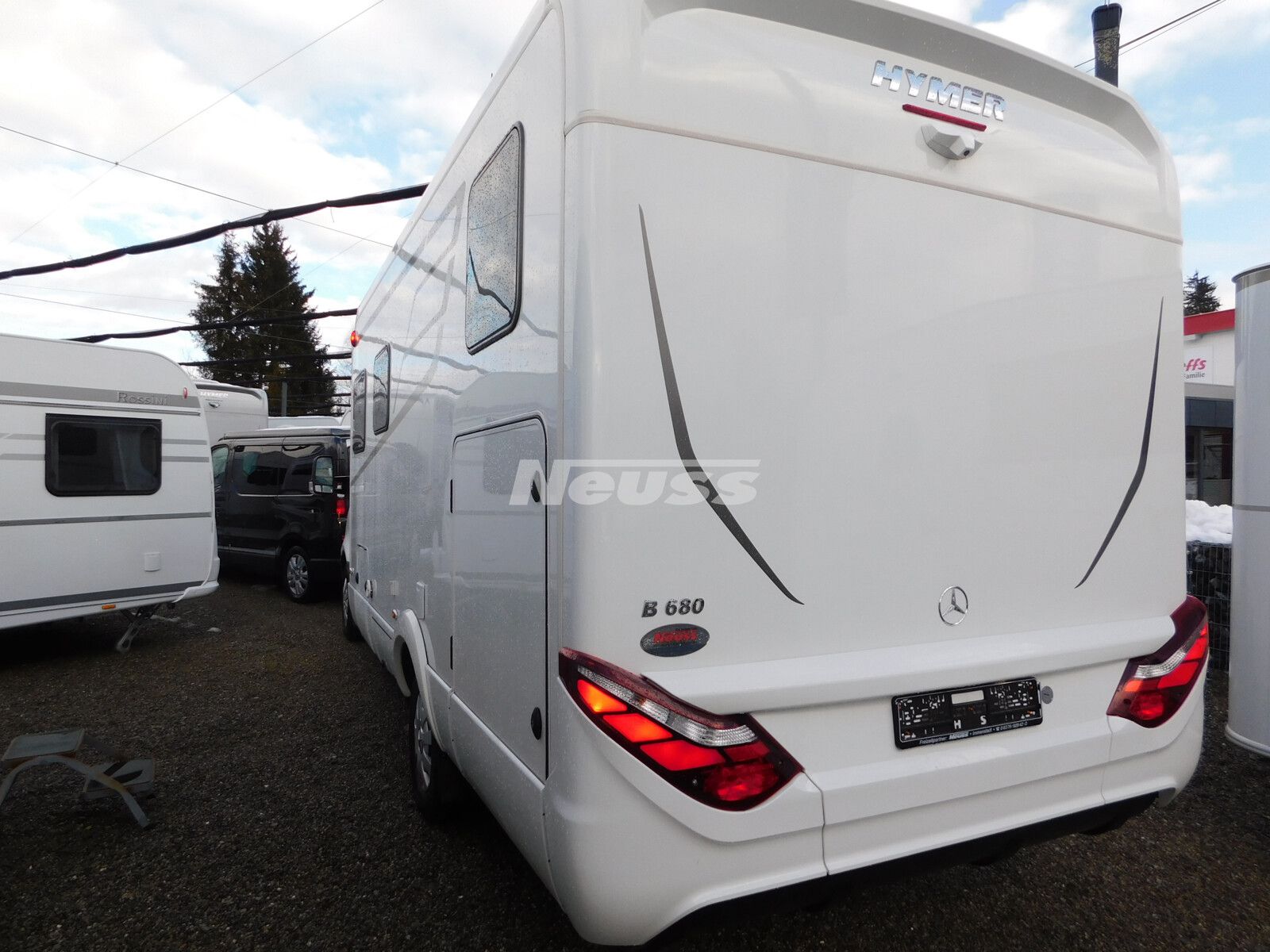 Fahrzeugabbildung HYMER / ERIBA / HYMERCAR B-Klasse MC T 680 Distronic, ALDE, Backofen