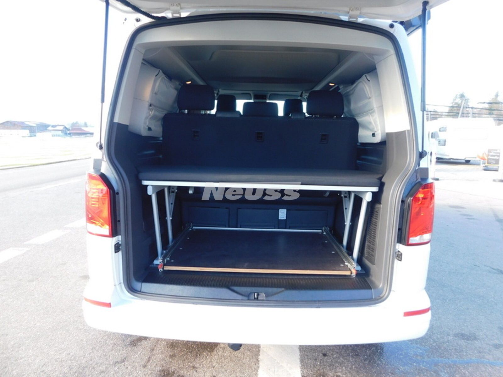 Fahrzeugabbildung Volkswagen California T6 Beach Markise, AHK, RFK, WR, Heizu