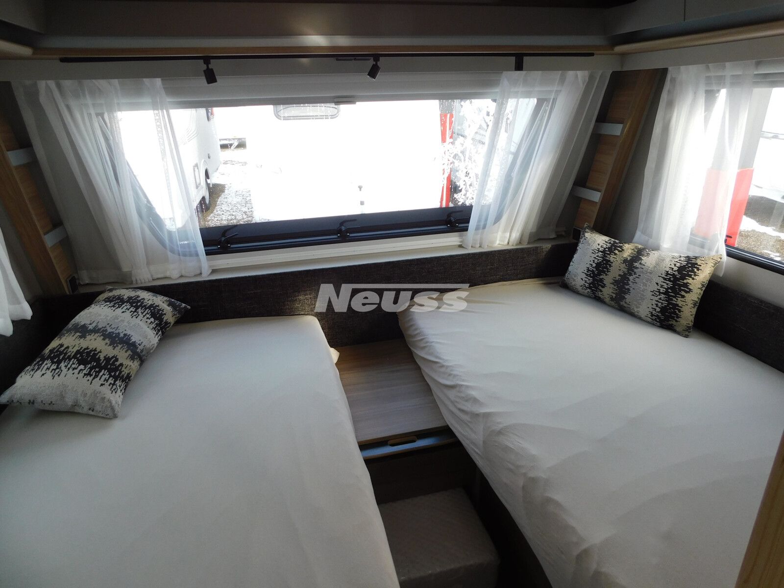 Fahrzeugabbildung Dethleffs Nomad 460 EL