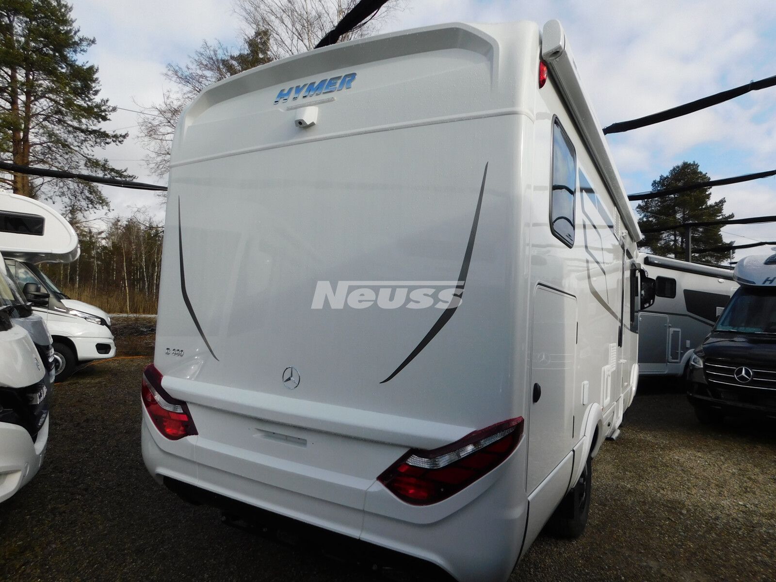 Fahrzeugabbildung HYMER / ERIBA / HYMERCAR B-Klasse MC I 680 ohne Hubbett, ALDE, GFK-Dach